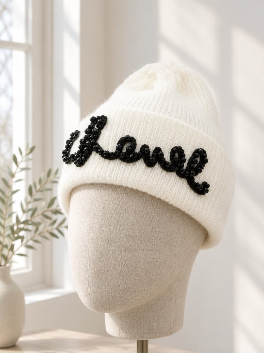 CC Style Cream Knit Beanie Pearl Logo Winter Hat Cozy Luxe NWT 0407